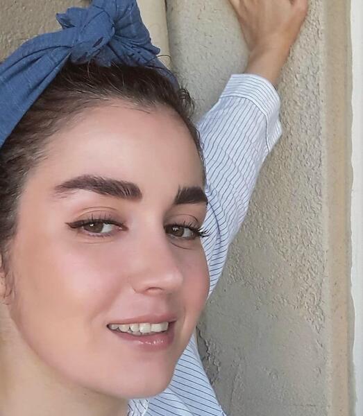عکس افسانه پاکرو با شوهرش