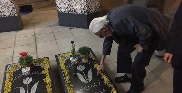 عکس مزار جمشید مشایخی