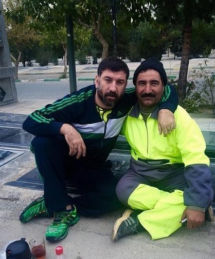 عکس یادگاری علی انصاریان