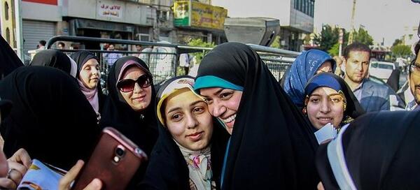 عکس نوشته های الهام چرخنده