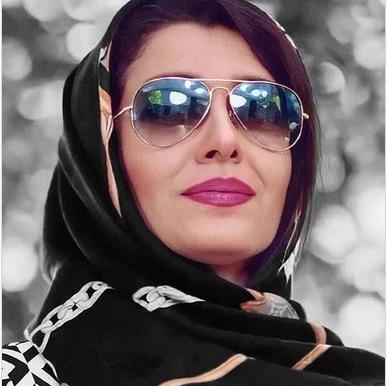 عکس ساره بیات با چادر