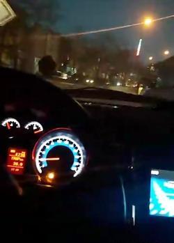 عکس پشت فرمان در شب