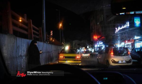 عکس پشت فرمان در شب