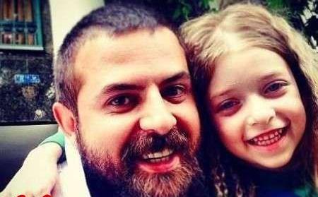 عکس آزاده صمدی و دخترش
