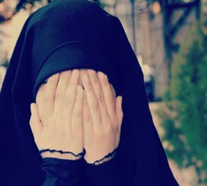 عکس دختر چادری تو بارون