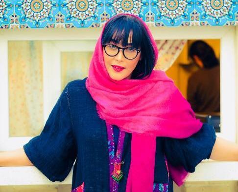 عکس سارا و نیکا با موهای چتری