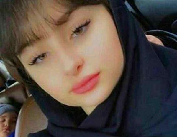 عکس سارا و نیکا با موهای چتری