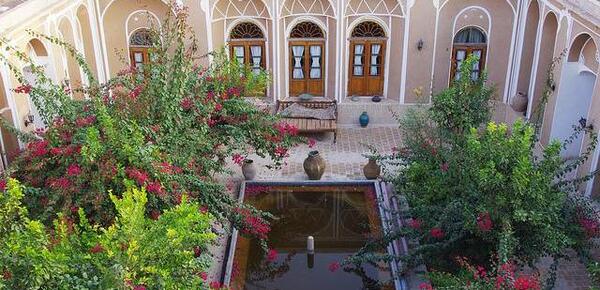 عکس قدیمی خانه مادربزرگ