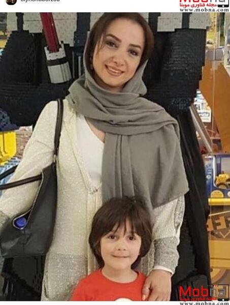 عکس برزو ارجمند و همسرش و فرزندش