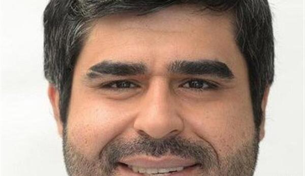 عکس امیر نوری در محله گل و بلبل