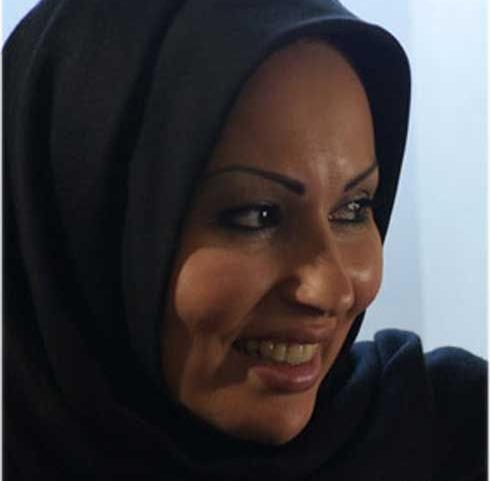 عکس پرستو صالحی زیر آسمان شهر
