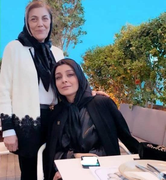 عکس زندگینامه ساره بیات