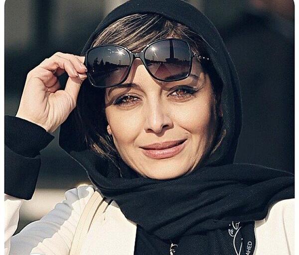 عکس زندگینامه ساره بیات