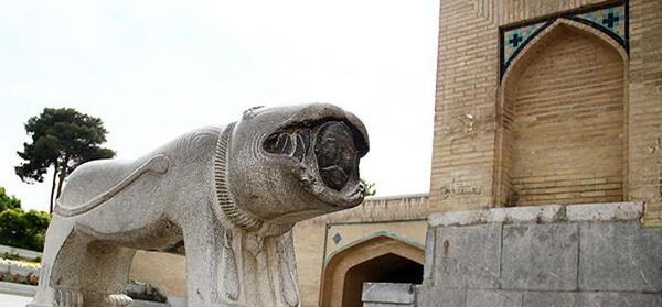 عکس عقاب پل خواجو
