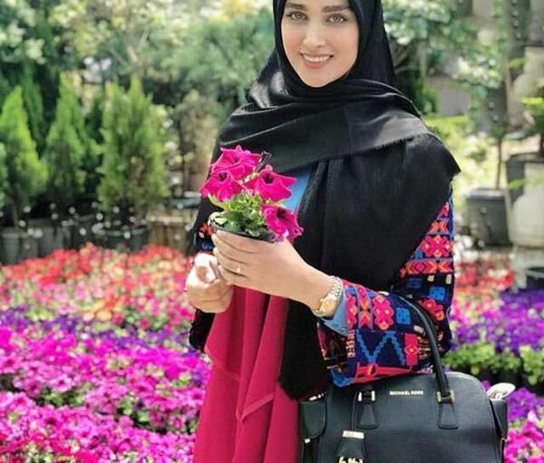 عکس مدلینگ با حجاب