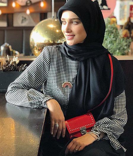 عکس مدلینگ با حجاب