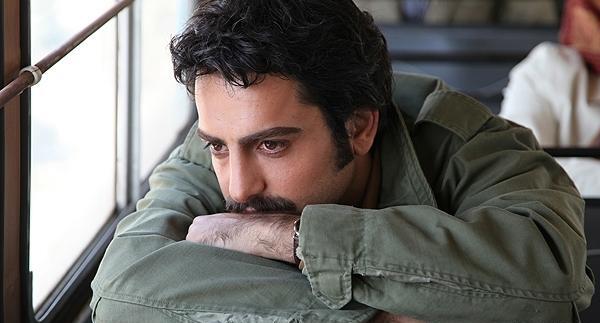 عکس حامد کمیلی در سریال پروانه