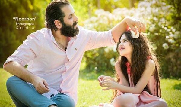 عکس جدید امیر رضا دلاوری و دخترش