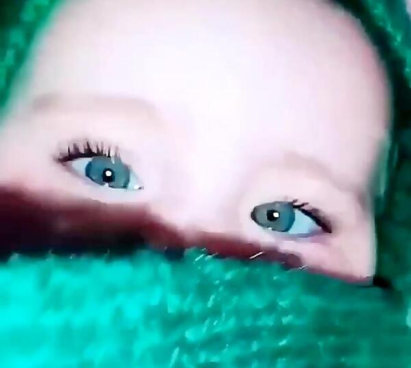 عکس پروفایل پسر چشم سبز