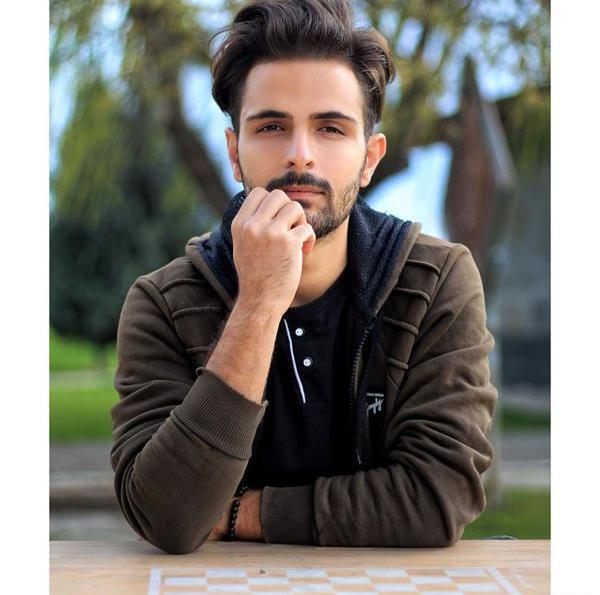 ژست عکس پروفایل مردانه