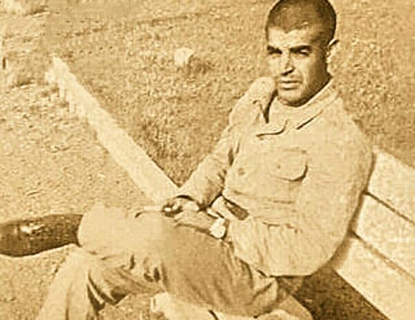 عکس حمید لولایی زیر آسمان شهر