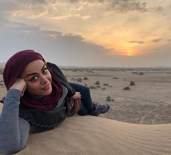 عکس شبنم فرشادجو کویر
