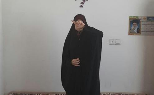عکس دختر با چادر قجری برای پروفایل
