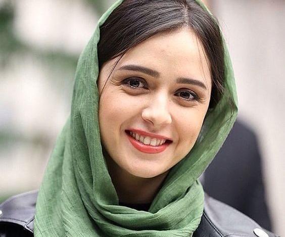 عکس ترانه علیدوستی برای تصویر زمینه