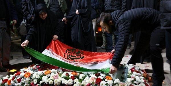 عکس سنگ قبر جدید حاج قاسم
