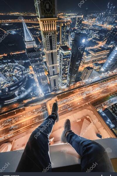عکس پروفایل پشت بام