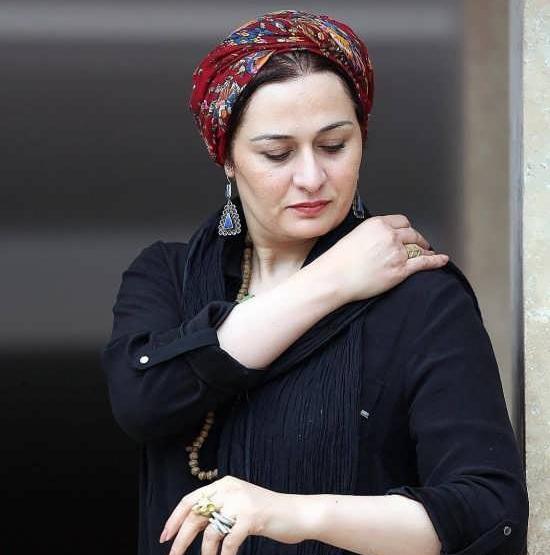 عکس خانم پریوش نظریه