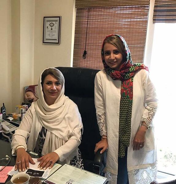 عکس شبنم قلی خانی با خواهرش