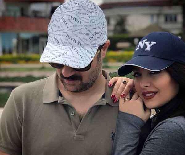 عکس احمد مهرانفر و پسرش وهمسرش
