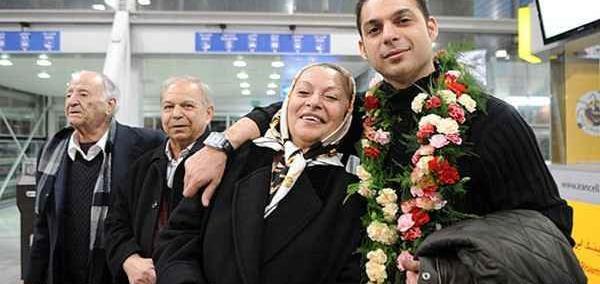 عکس مادر پیمان معادی
