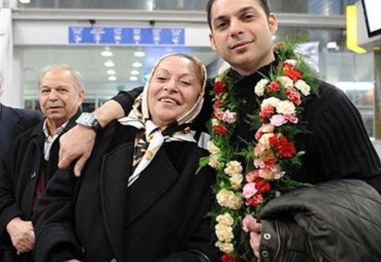 عکس مادر پیمان معادی