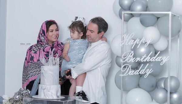 عکس تولد فریبا نادری