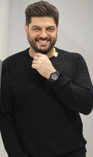 عکس گوشی سام درخشانی