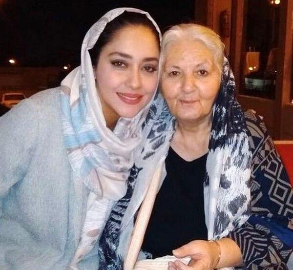 عکس بهاره کیان افشار و خواهرش