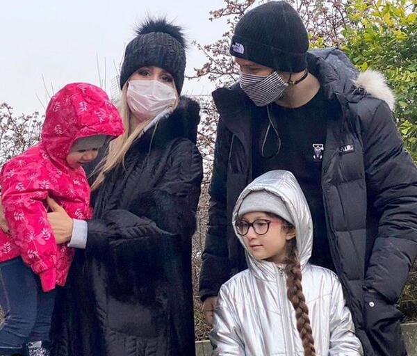 عکس شاهرخ استخری همراه با همسرش