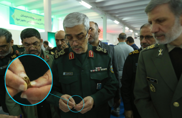 عکس سردار سلیمانی تکه شده