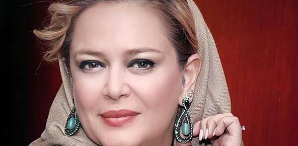 عکس بهاره رهنما کنار دریا