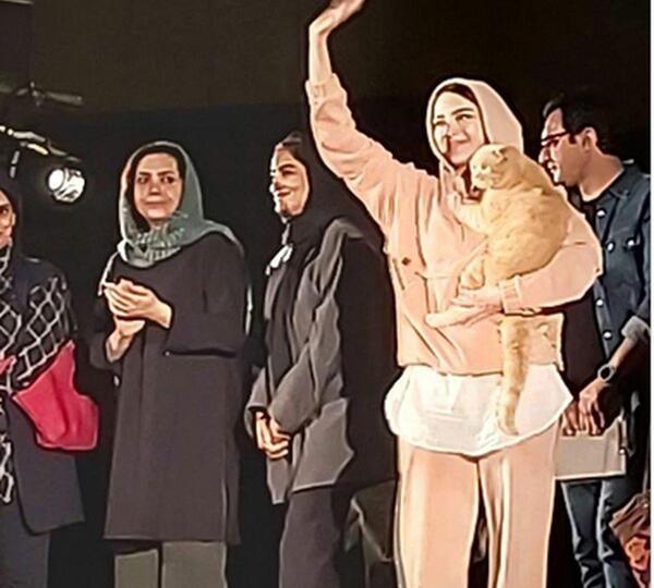 عکسهای بهنوش طباطبایی در سریال مسافری از هند