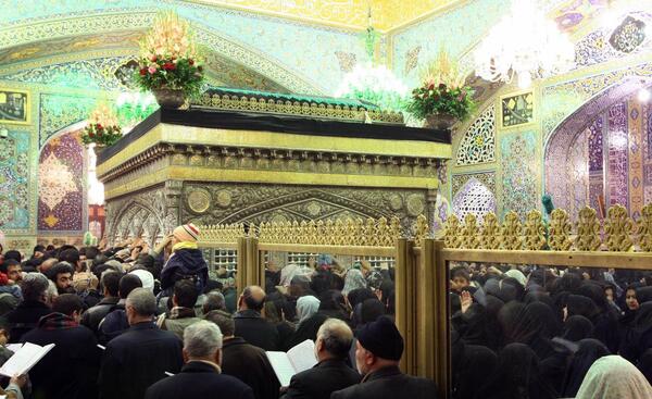 عکس حرم امام رضا شلوغ