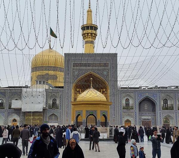 عکس حرم امام رضا شلوغ