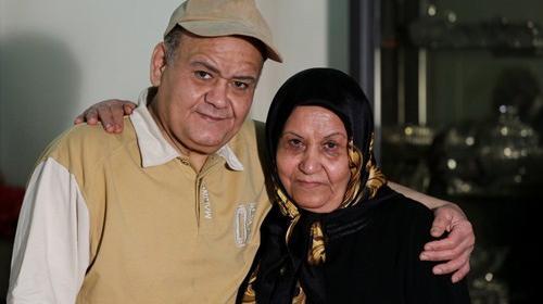 عکس مادر اکبر عبدی