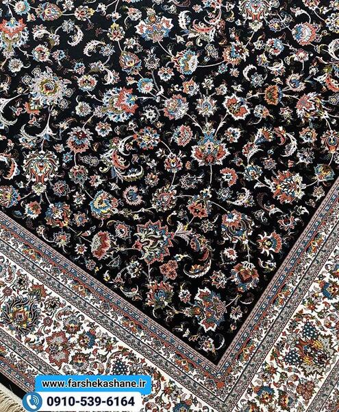 عکس فرش گل ریز سرمه ای