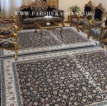 عکس فرش گل ریز سرمه ای