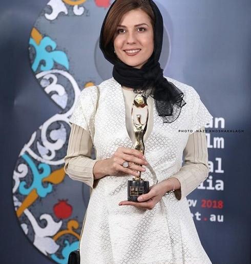 عکس سارا بهرامی در جشن حافظ