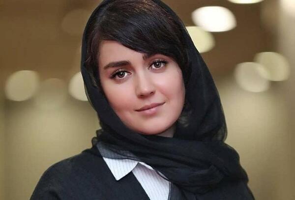 عکس بازیگر زن افسانه پاکرو