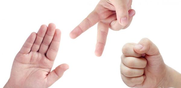 عکس بازی سنگ کاغذ قیچی